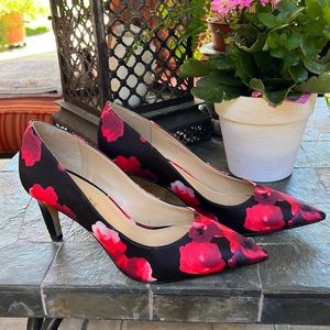 NEW! Talbots black and red floral fabric pumps 7.5